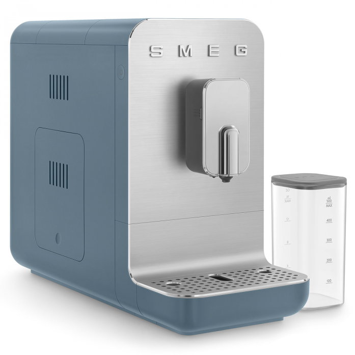 Автоматическая кофемашина Smeg BCC13SBMEU в магазине «На диване» в Уфе  — Выгодная цена