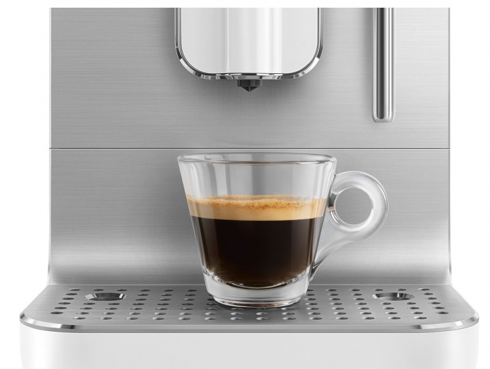 Кофемашина Smeg BCC12WHMEU в магазине «На диване» в Уфе  — Выгодная цена
