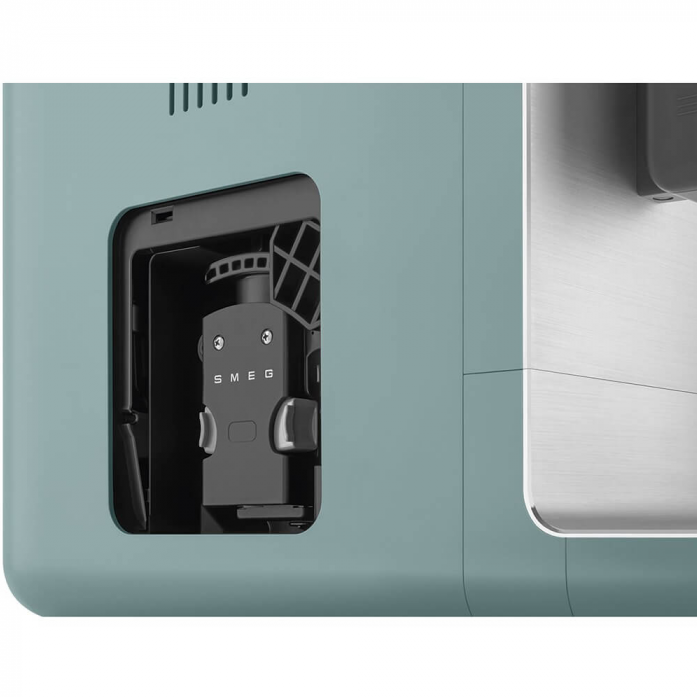 Автоматическая кофемашина SMEG BCC13EGMEU в магазине «На диване» в Уфе  — Выгодная цена