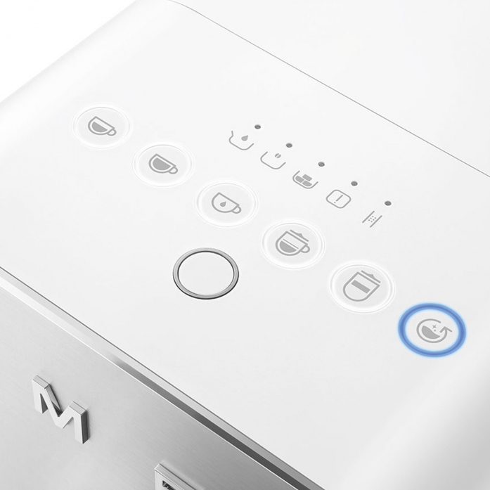Автоматическая кофемашина Smeg BCC13WHMEU в магазине «На диване» в Уфе  — Выгодная цена